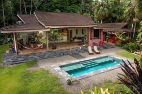 Luxury Villa Macaw Pool House with FiberOp and Oceanviews, Punta Uva